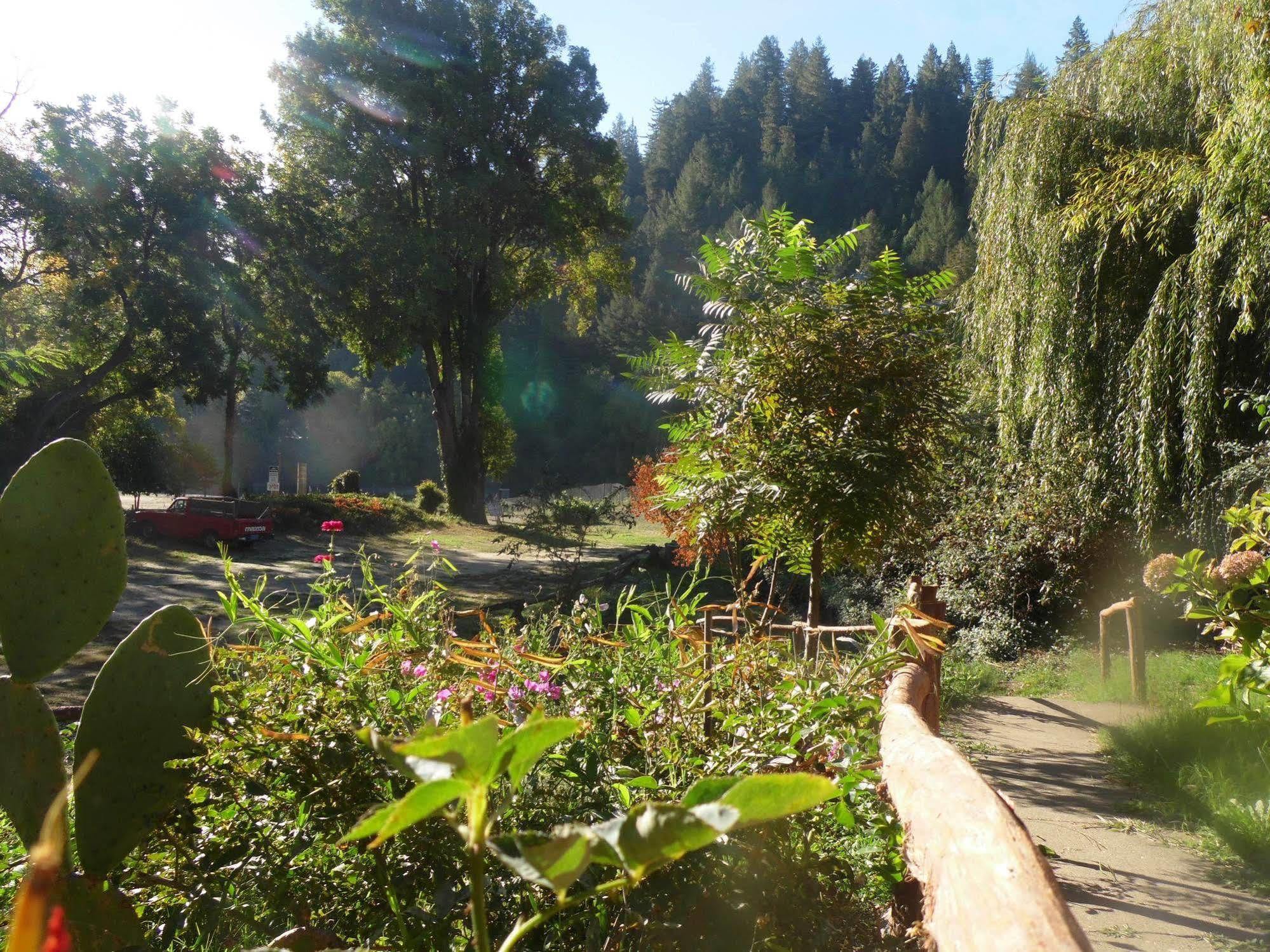 Riverlane Resort Guerneville Exterior foto